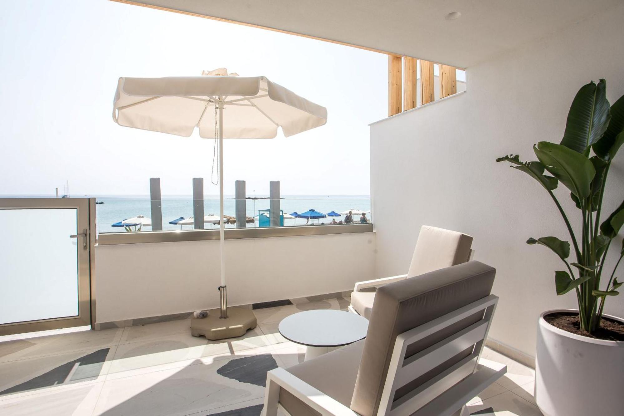 Dimitra Boutique Aparthotel