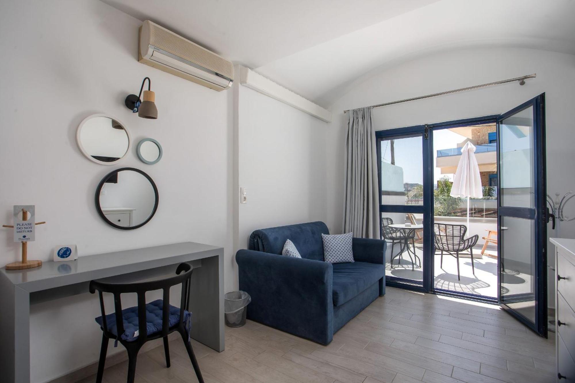 Dimitra Boutique Aparthotel 2*